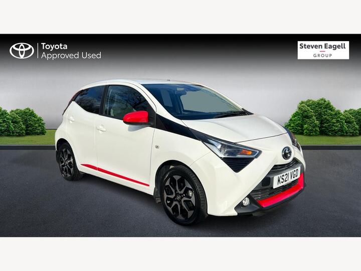 Toyota AYGO 1.0 VVT-i X-trend Euro 6 5dr (Safety Sense) Toyota AYGO 1.0 VVT-i X-trend Euro 6 5dr (Safety Sense)