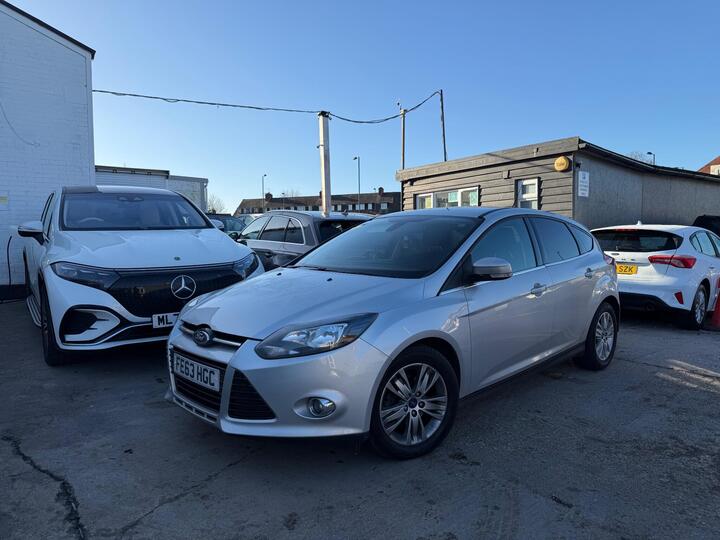 Ford Focus 1.6 TDCi Titanium Navigator Euro 5 (s/s) 5dr
