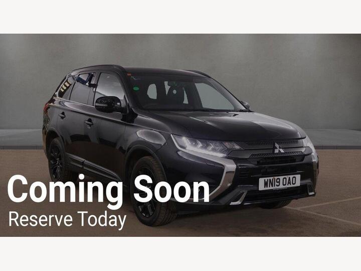 Mitsubishi Outlander 2.0 MIVEC Black CVT 4WD Euro 6 (s/s) 5dr Mitsubishi Outlander 2.0 MIVEC Black CVT 4WD Euro 6 (s/s) 5dr