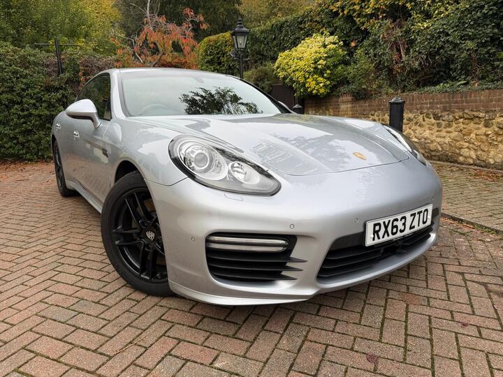 Porsche Panamera 4.8T V8 Turbo PDK 4WD Euro 5 (s/s) 5dr Porsche Panamera 4.8T V8 Turbo PDK 4WD Euro 5 (s/s) 5dr