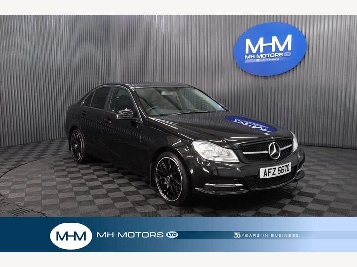 Mercedes-Benz C-CLASS 2.1 C220 CDI BlueEfficiency Executive SE Saloon 4dr Diesel G-Tronic+ Euro 5 (s/s) (170 Ps) LONG MOT / REAR PRIVACY GLASS