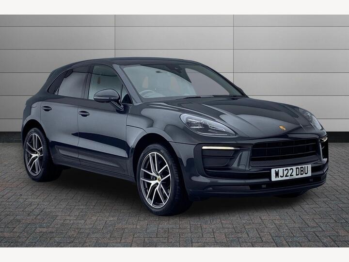 Porsche Macan 2.0T PDK 4WD Euro 6 (s/s) 5dr Porsche Macan 2.0T PDK 4WD Euro 6 (s/s) 5dr