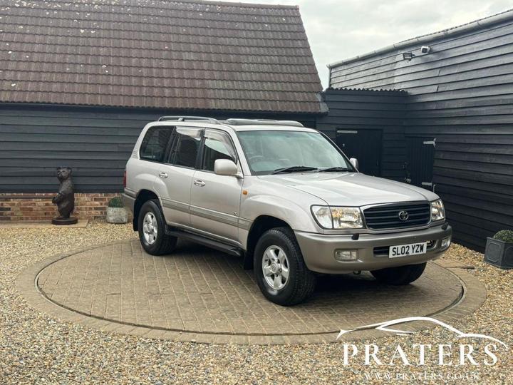 Toyota LAND CRUISER 4.2 TD VX 5dr (a/c, ABS, Sunroof)