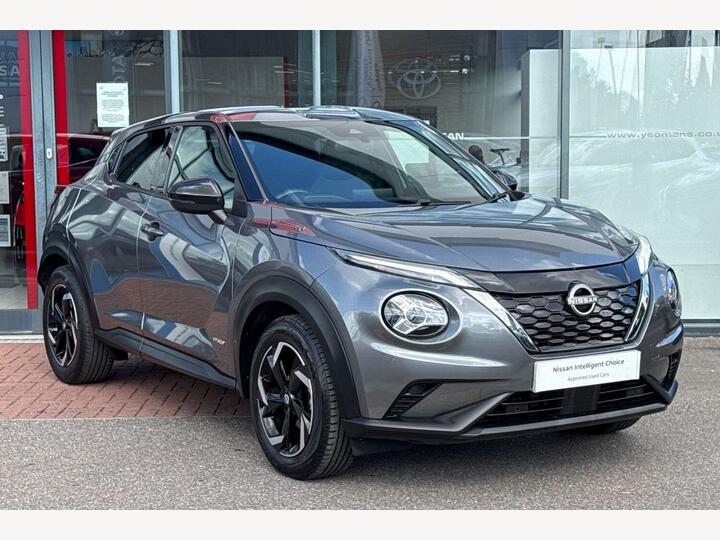 Nissan Juke 1.6 N-Connecta Auto Euro 6 5dr