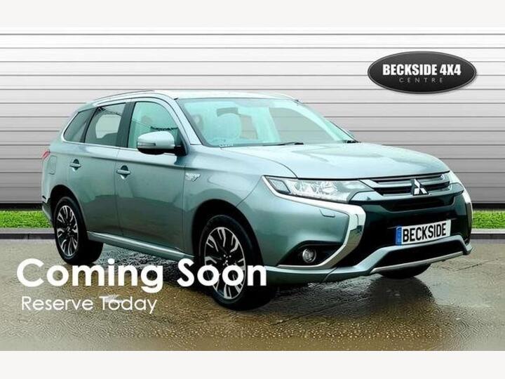 Mitsubishi OUTLANDER 2.0h 12kWh 4h CVT 4WD Euro 6 (s/s) 5dr