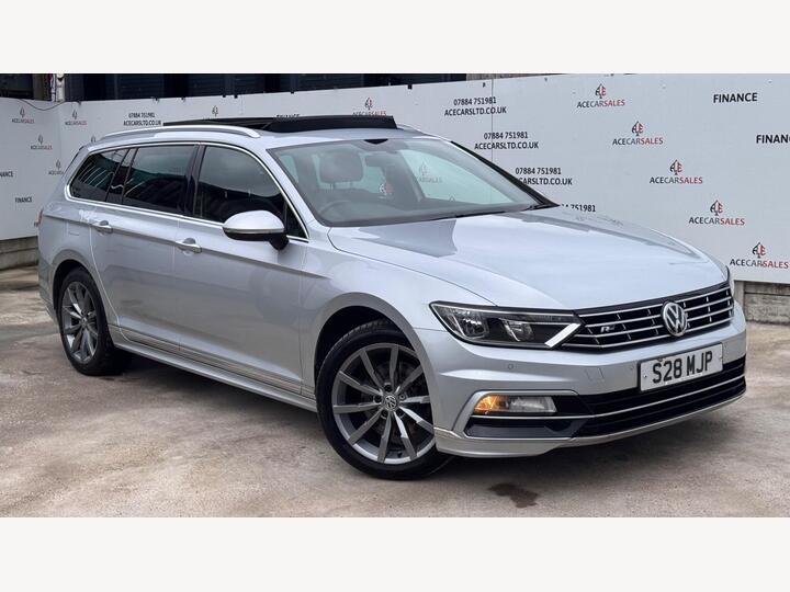 Volkswagen Passat 2.0 TDI BlueMotion Tech R-Line DSG Euro 6 (s/s) 5dr