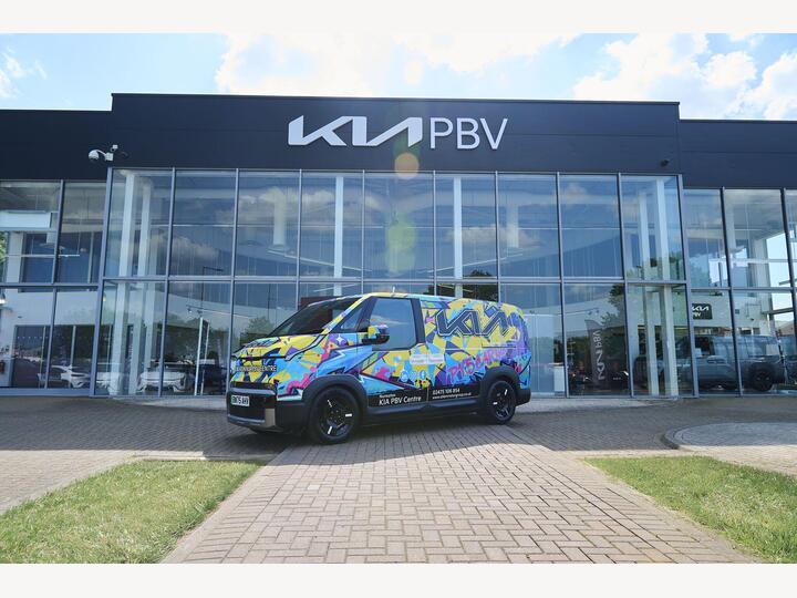 Kia PV5 Long Range 71.2kWh Essential Passenger MPV Auto 5dr (5Seat)