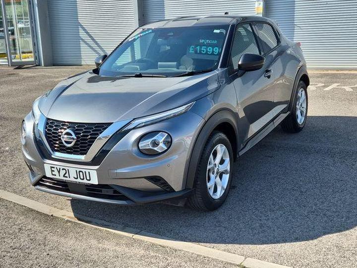 Nissan JUKE 1.0 DIG-T N-Connecta Euro 6 (s/s) 5dr