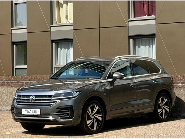 Volkswagen Touareg 3.0 TSI V6 R-Line Tech Tiptronic 4Motion Euro 6 (s/s) 5dr