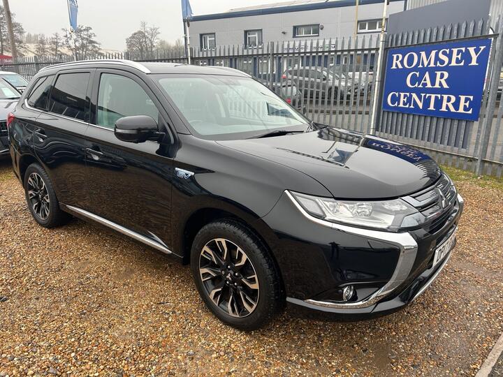 Mitsubishi Outlander 2.0h 12kWh 4h CVT 4WD Euro 6 (s/s) 5dr