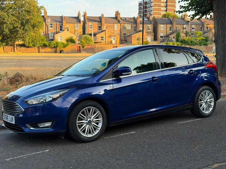 Ford Focus 1.0T EcoBoost Zetec Edition Auto Euro 6 (s/s) 5dr