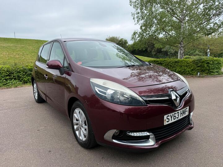 Renault Scenic 1.5 DCi ENERGY Dynamique TomTom Euro 5 (s/s) 5dr