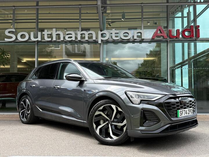 Audi Q8 E-tron 55 Black Edition Auto Quattro 5dr 114kWh (11kW Charger) Audi Q8 E-tron 55 Black Edition Auto Quattro 5dr 114kWh (11kW Charger)