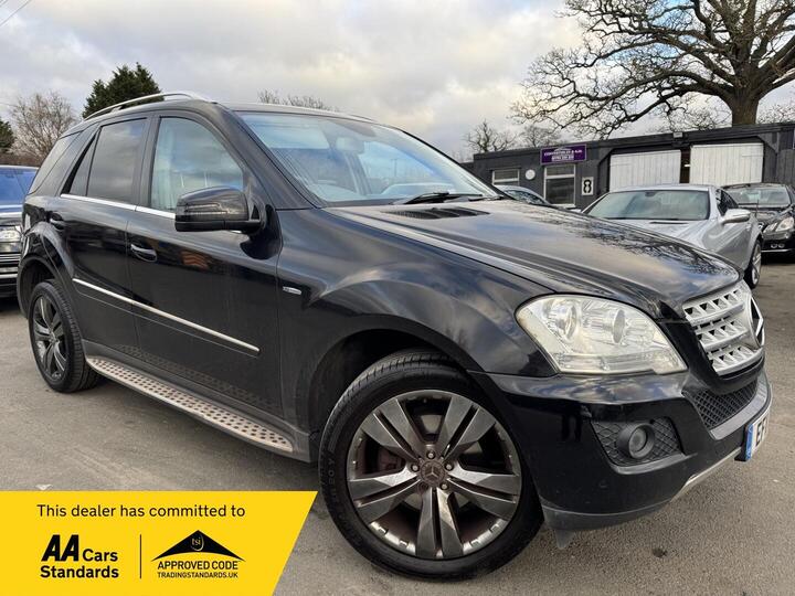 Mercedes-Benz M Class 3.0 ML350 CDI V6 BlueEfficiency Sport G-Tronic 4WD Euro 5 5dr