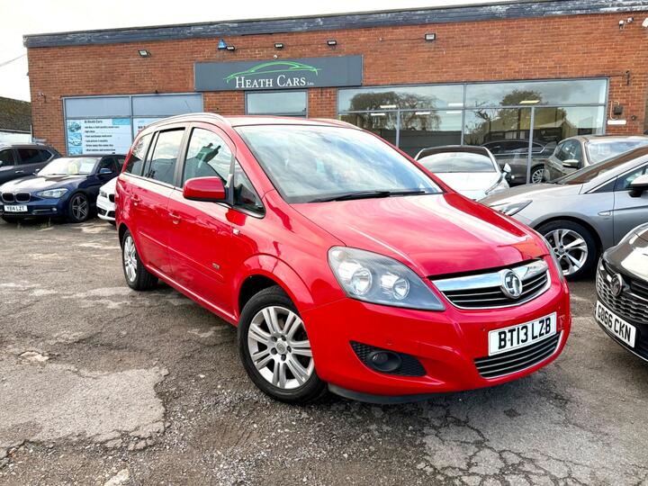 Vauxhall Zafira 1.6 16V Design Euro 5 5dr (SNav) Vauxhall Zafira 1.6 16V Design Euro 5 5dr (SNav)