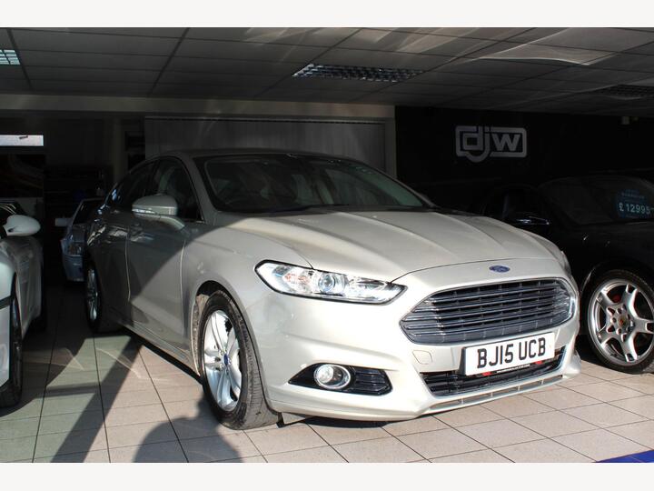 Ford Mondeo 2.0 TDCi Titanium Euro 6 (s/s) 5dr