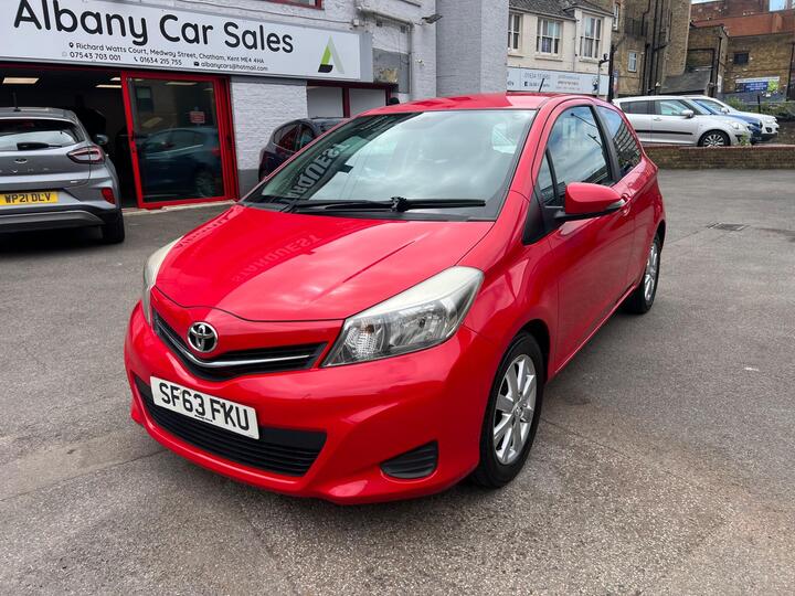 Toyota Yaris 1.0 VVT-i TR Euro 5 3dr
