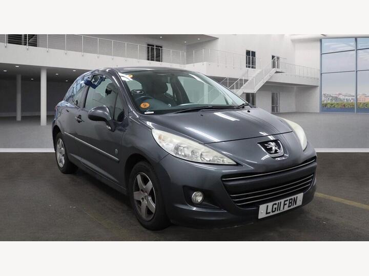 Peugeot 207 1.4 Envy Euro 5 3dr Peugeot 207 1.4 Envy Euro 5 3dr