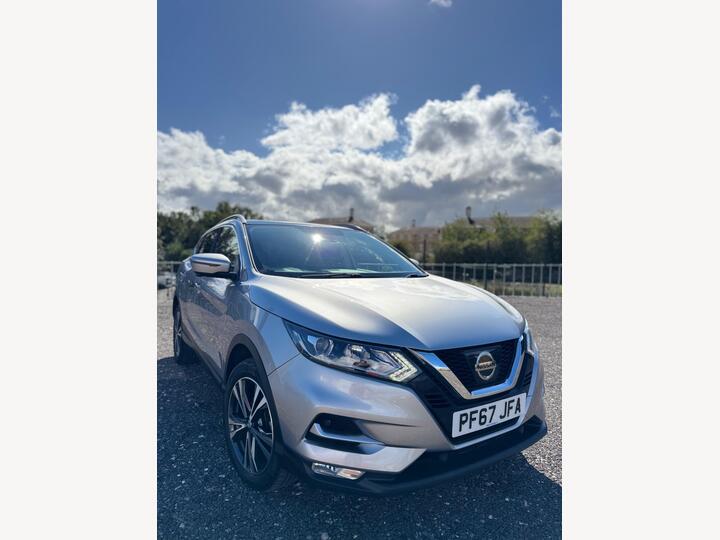 Nissan Qashqai 1.2 DIG-T N-Connecta Euro 6 (s/s) 5dr