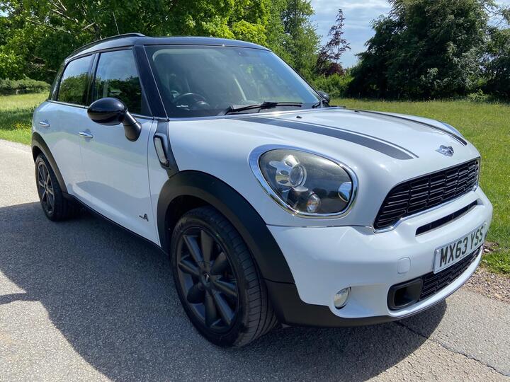 MINI Countryman 1.6 Cooper S ALL4 Euro 5 (s/s) 5dr MINI Countryman 1.6 Cooper S ALL4 Euro 5 (s/s) 5dr