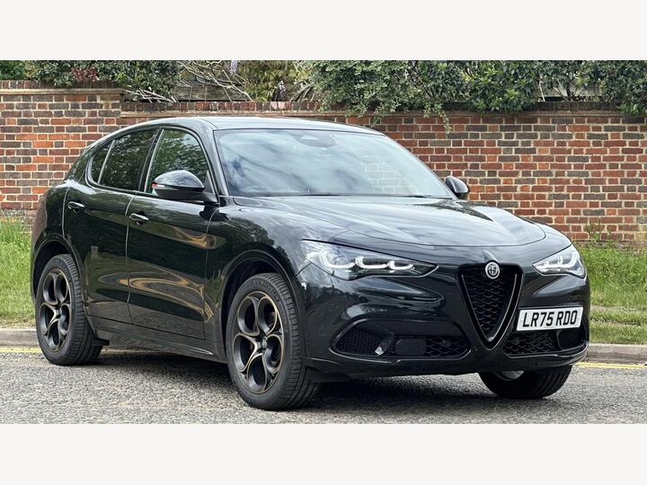 Alfa Romeo Stelvio 2.0T Intensa Auto Q4 AWD Euro 6 (s/s) 5dr
