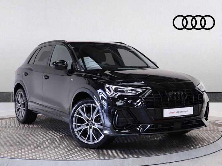 Audi Q3 1.5 TFSI CoD 35 Black Edition S Tronic Euro 6 (s/s) 5dr