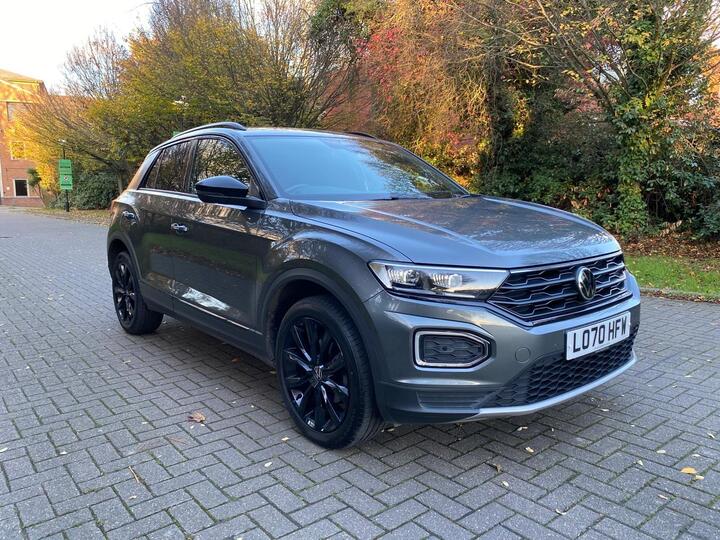 Volkswagen T-Roc 1.5 TSI EVO Black Edition DSG Euro 6 (s/s) 5dr Volkswagen T-Roc 1.5 TSI EVO Black Edition DSG Euro 6 (s/s) 5dr