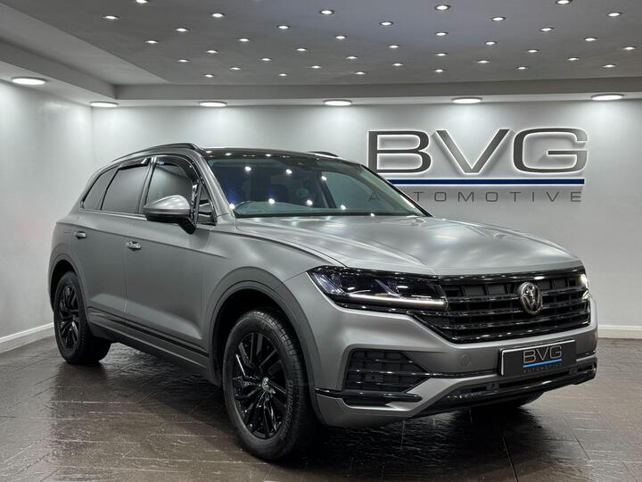 Volkswagen Touareg 3.0 TDI V6 SEL Tiptronic 4Motion Euro 6 (s/s) 5dr Volkswagen Touareg 3.0 TDI V6 SEL Tiptronic 4Motion Euro 6 (s/s) 5dr