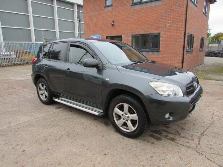 Toyota RAV4 2.0 XT-R 4WD 5dr