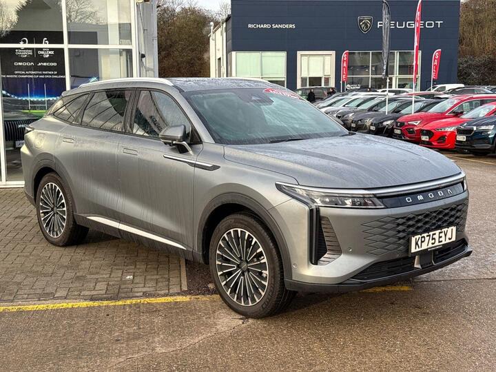 Omoda 9 1.5T SHS 34.46kWh Noble DHT3 4WD Euro 6 (s/s) 5dr