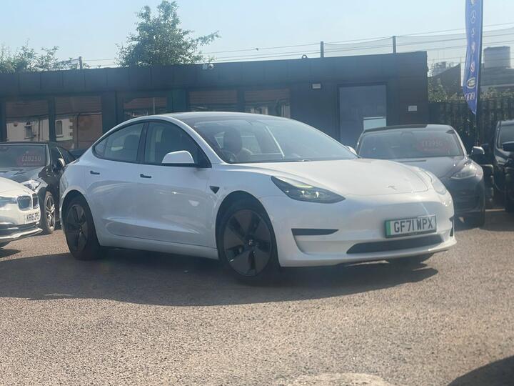 Tesla Model 3 Standard Range Plus Auto RWD 4dr