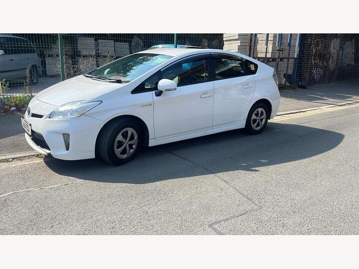 Toyota Prius 1.5 CVT 4dr