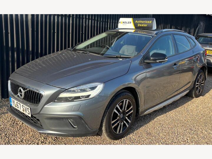 Volvo V40 Cross Country 2.0 D2 Nav Plus Euro 6 (s/s) 5dr
