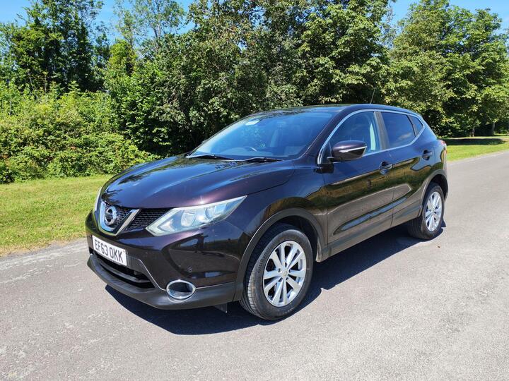 Nissan Qashqai 1.2 DIG-T Acenta Premium 2WD Euro 5 (s/s) 5dr