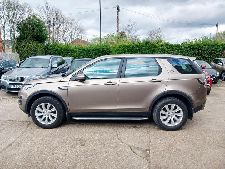 Land Rover Discovery Sport 2.0 TD4 SE Tech 4WD Euro 6 (s/s) 5dr