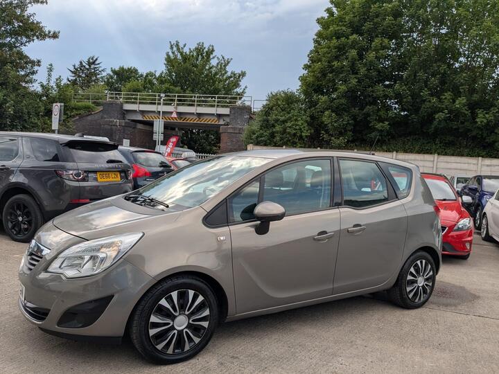 Vauxhall Meriva 1.7 CDTi Exclusiv Auto Euro 5 5dr