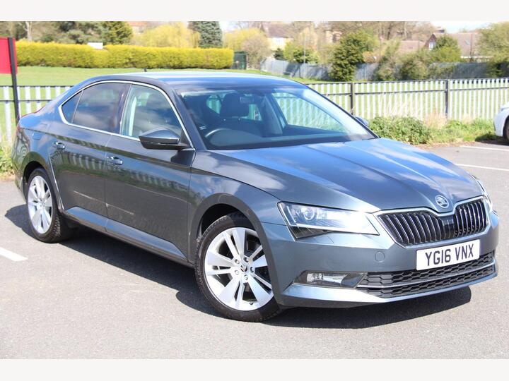 Skoda Superb 2.0 TDI SE L Executive 4WD Euro 6 (s/s) 5dr