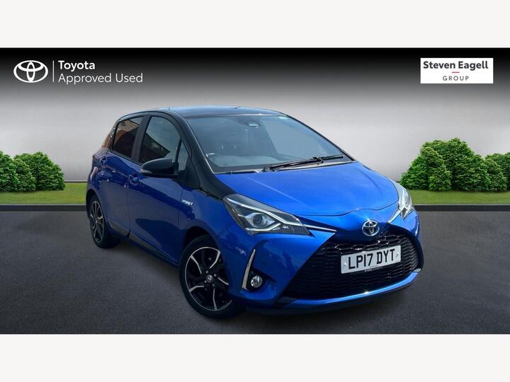 Toyota Yaris 1.5 VVT-h Blue Bi-Tone E-CVT Euro 6 (s/s) 5dr