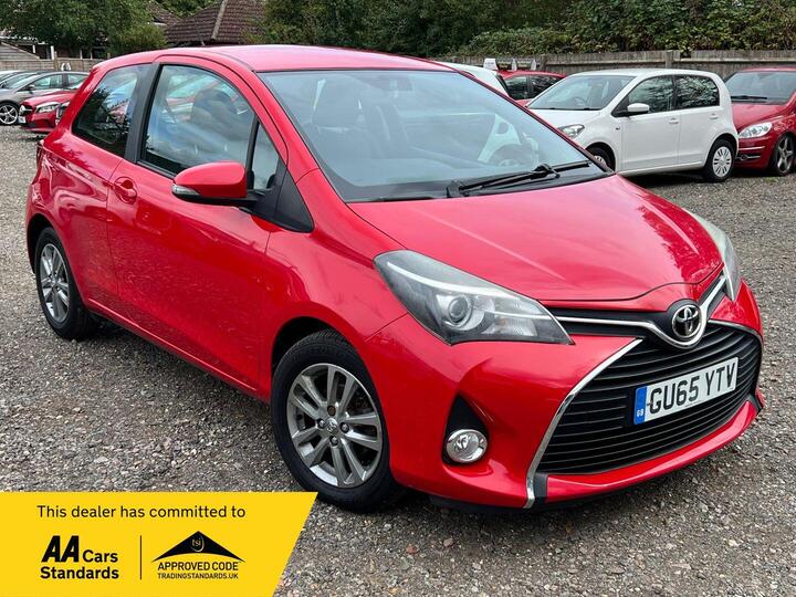 Toyota Yaris 1.0 VVT-i Icon Euro 6 3dr