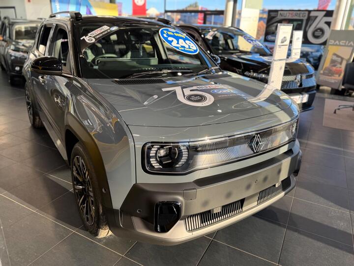 Renault 4 E-Tech Electric Comfort Range 52kWh Iconic Auto 5dr