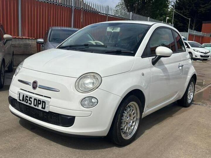 Fiat 500 0.9 TwinAir Lounge Hatchback 3dr Petrol Dualogic Euro 6 (s/s) (85 Bhp)