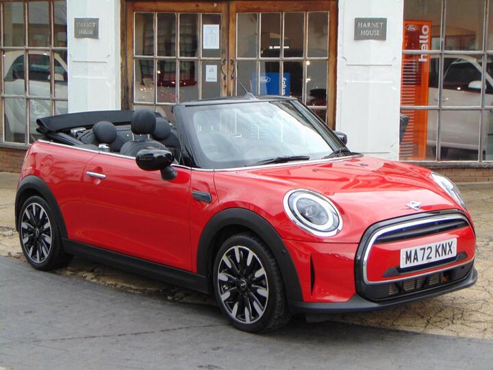 MINI Convertible 1.5 Cooper Exclusive Steptronic Euro 6 (s/s) 2dr