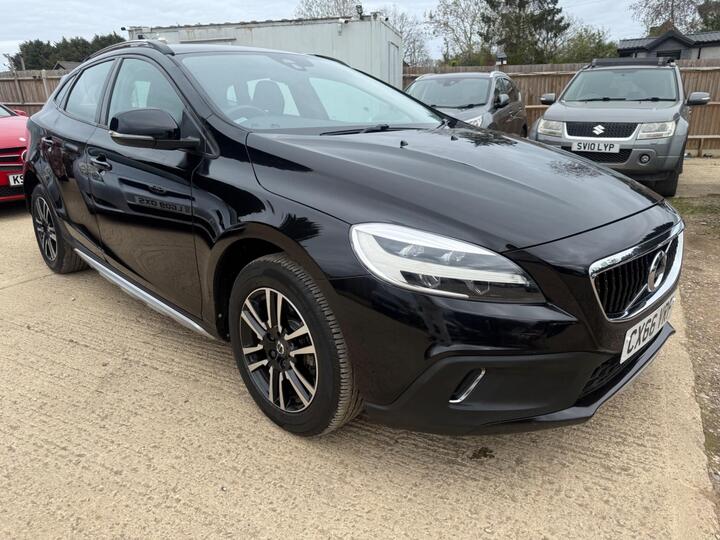 Volvo V40 Cross Country 2.0 T3 Euro 6 (s/s) 5dr