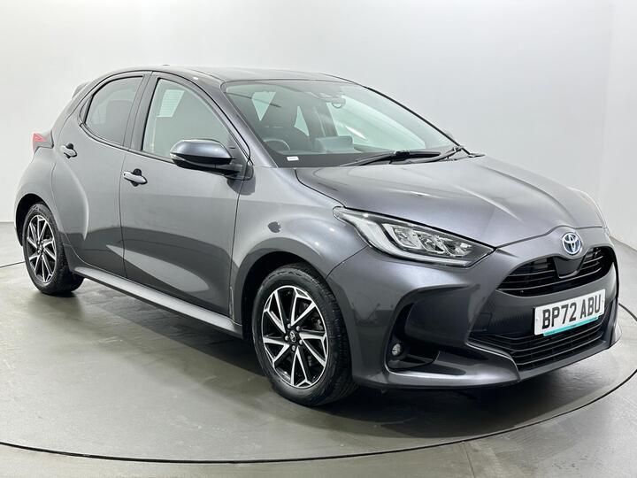 Toyota Yaris 1.5 VVT-h Design E-CVT Euro 6 (s/s) 5dr