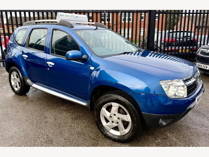 Dacia Duster 1.5 DCi Laureate 4WD Euro 5 5dr Dacia Duster 1.5 DCi Laureate 4WD Euro 5 5dr