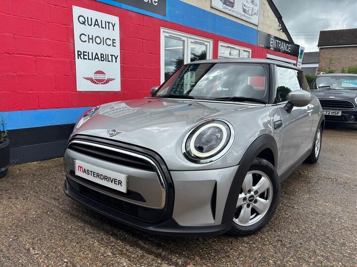 MINI Hatch 1.5 Cooper Classic Steptronic Euro 6 (s/s) 3dr