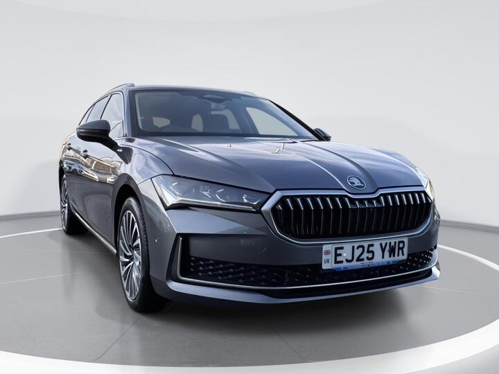 Skoda SUPERB 1.5 TSI IV 25.7kWh Laurin & Klement DSG Euro 6 (s/s) 5dr