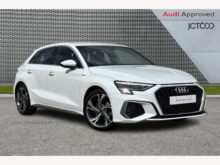 Audi A3 40 Black Edition Auto 5dr 63kWh Audi A3 40 Black Edition Auto 5dr 63kWh
