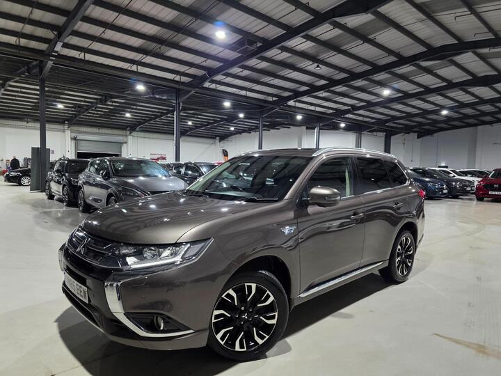 Mitsubishi Outlander 2.0h 12kWh GX4h CVT 4WD Euro 6 (s/s) 5dr