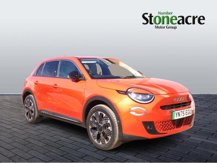Fiat 600 54kWh La Prima Auto 5dr